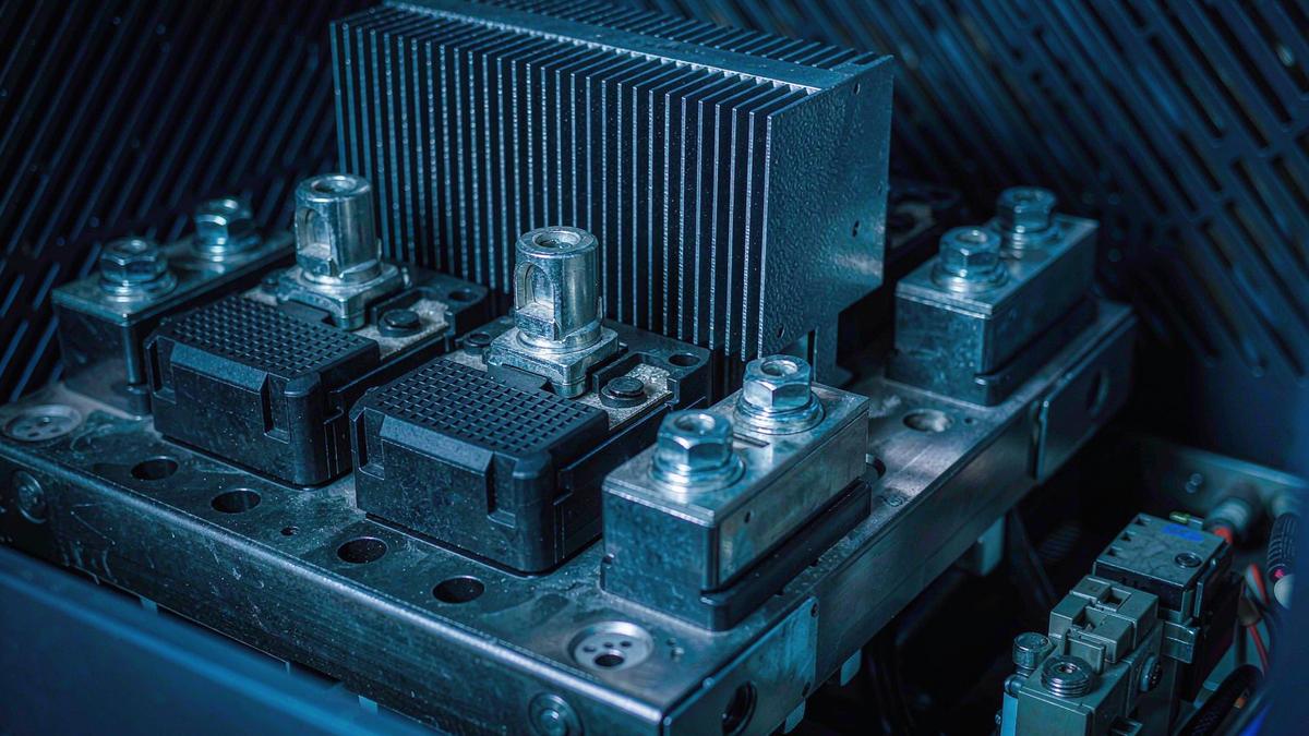 IGBT